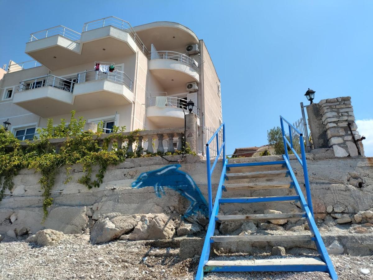 Magic Ionian Apartments & Rooms Химара Экстерьер фото