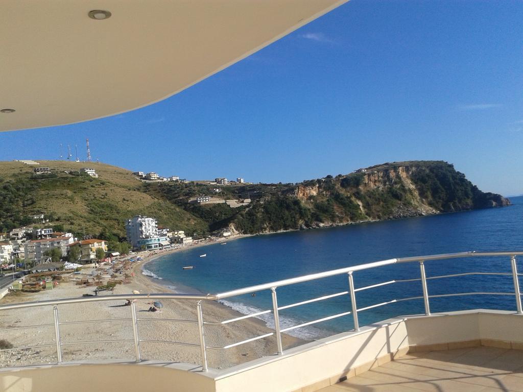 Magic Ionian Apartments & Rooms Химара Экстерьер фото